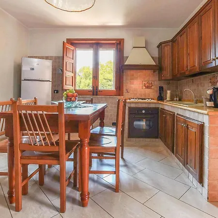 Holiday home 3 Bedroom Pet Friendly In