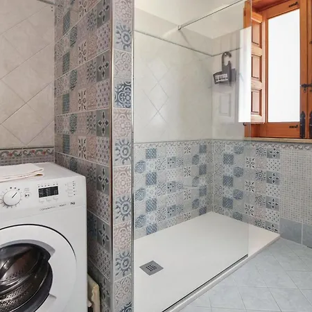 3 Bedroom Pet Friendly In
